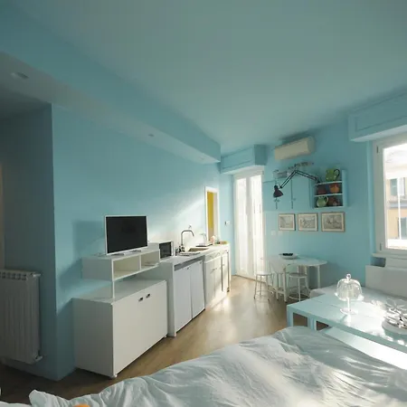 Quattro Gatti Attico Centro Apartment Rome